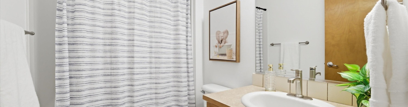 Delaware, Kennewick, Washington 99336, 2 Bedrooms Bedrooms, 0 ,2 BathroomsBathrooms,Condos/townhomes,For Sale,Delaware,0,291442