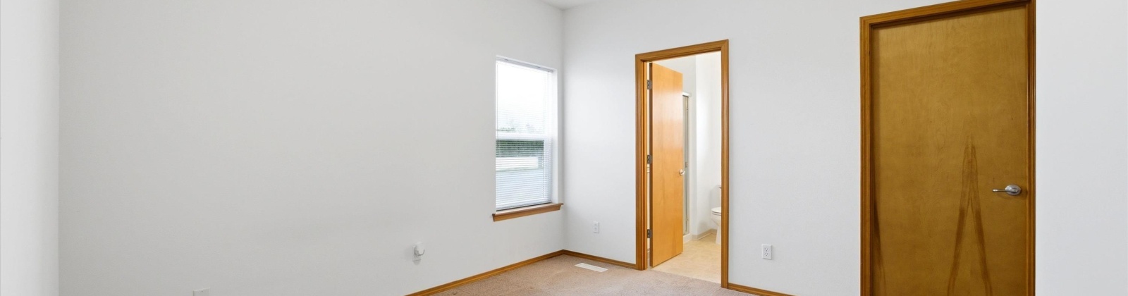 Delaware, Kennewick, Washington 99336, 2 Bedrooms Bedrooms, 0 ,2 BathroomsBathrooms,Condos/townhomes,For Sale,Delaware,0,291442