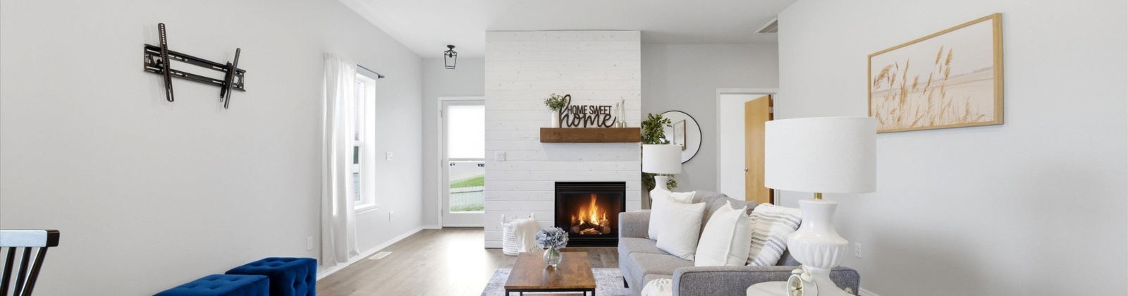 Delaware, Kennewick, Washington 99336, 2 Bedrooms Bedrooms, 0 ,2 BathroomsBathrooms,Condos/townhomes,For Sale,Delaware,0,291442