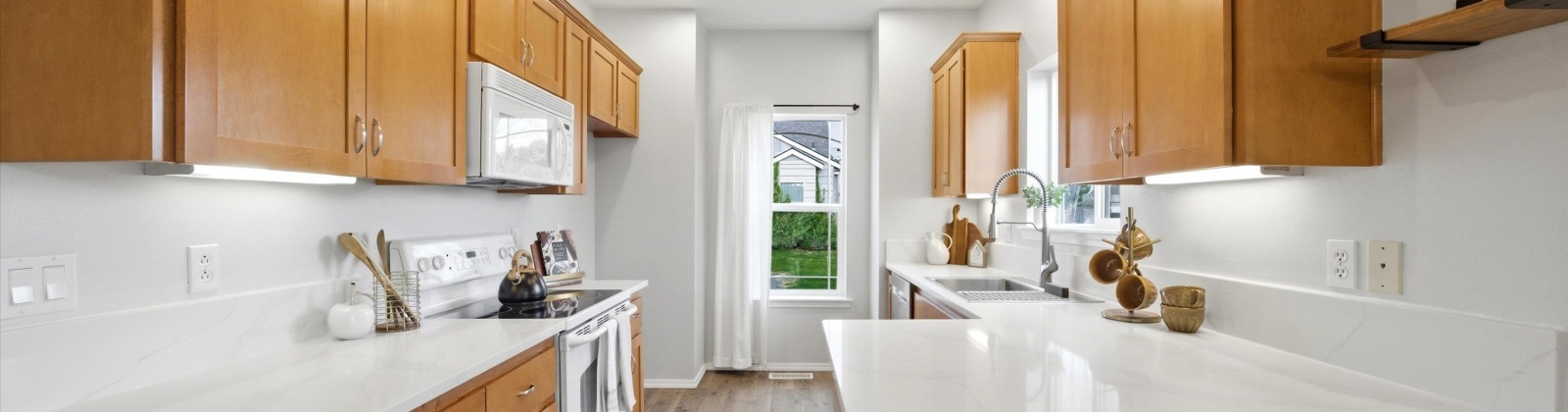 Delaware, Kennewick, Washington 99336, 2 Bedrooms Bedrooms, 0 ,2 BathroomsBathrooms,Condos/townhomes,For Sale,Delaware,0,291442