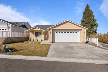 Rhone Ln, Prosser, Washington 99350, 2 Bedrooms Bedrooms, ,2 BathroomsBathrooms,Site Built-owned Lot,For Sale,Rhone Ln,274662