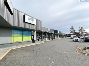 Clearwater Avenue, Kennewick, Washington 99336, ,75 BathroomsBathrooms,Retail,For Sale,Clearwater Avenue,274948