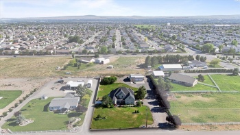 Overton Rd, Pasco, Washington 99301, 4 Bedrooms Bedrooms, ,3 BathroomsBathrooms,Site Built-owned Lot,For Sale,Overton Rd,276578