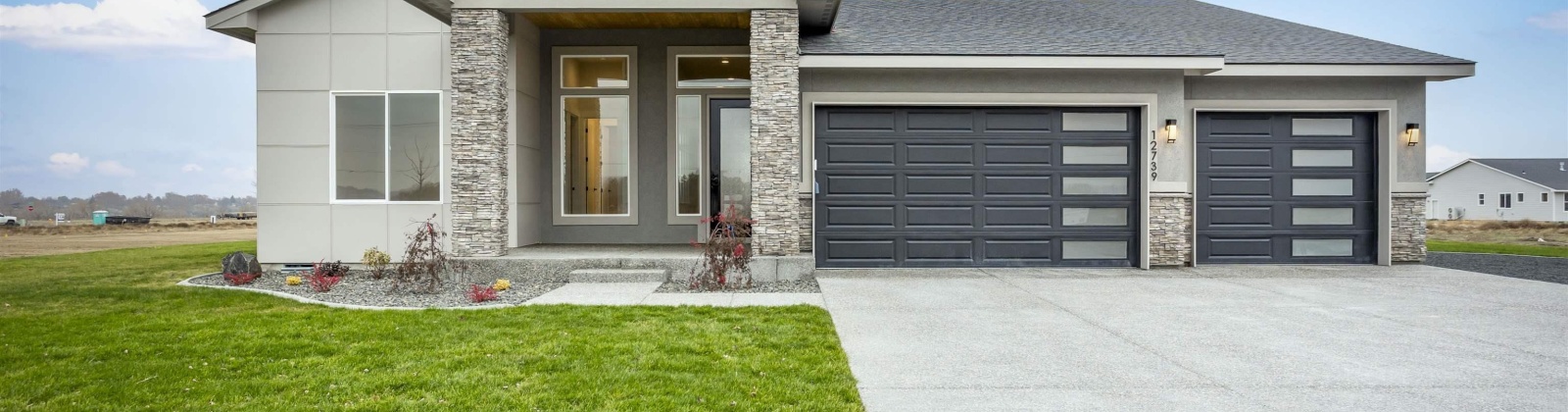 Blackfoot Drive, Pasco, Washington 99301, 3 Bedrooms Bedrooms, ,3 BathroomsBathrooms,Site Built-owned Lot,For Sale,Blackfoot Drive,277202