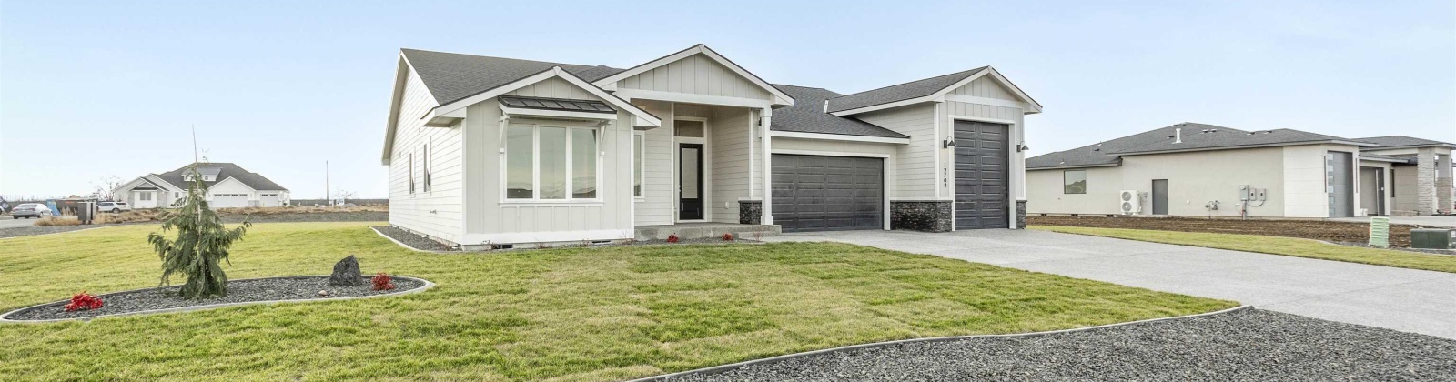 Clark Fork Rd, Pasco, Washington 99301, 3 Bedrooms Bedrooms, ,2 BathroomsBathrooms,Site Built-owned Lot,For Sale,Clark Fork Rd,277201