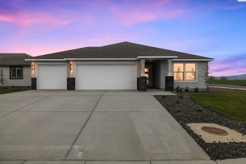 Kokanee Dr, Pasco, Washington 99301, 3 Bedrooms Bedrooms, ,2 BathroomsBathrooms,Site Built-owned Lot,For Sale,Kokanee Dr,277486