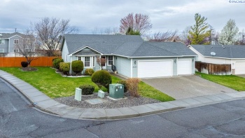 Conway Dr., Kennewick, Washington 99337, 3 Bedrooms Bedrooms, ,2 BathroomsBathrooms,Site Built-owned Lot,For Sale,Conway Dr.,274686