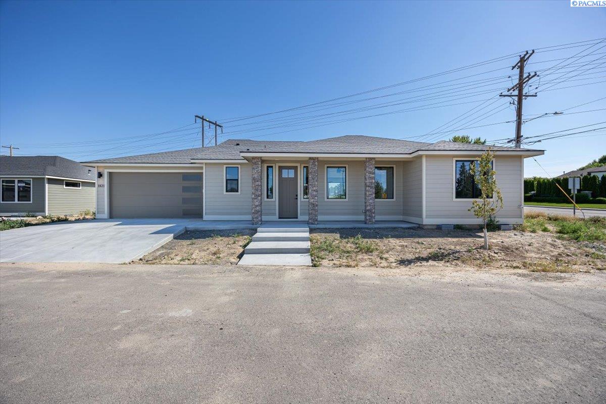 Union St, Kennewick, Washington 99338, 3 Bedrooms Bedrooms, 0 ,2 BathroomsBathrooms,Houses,For Sale,Union St,0,278807