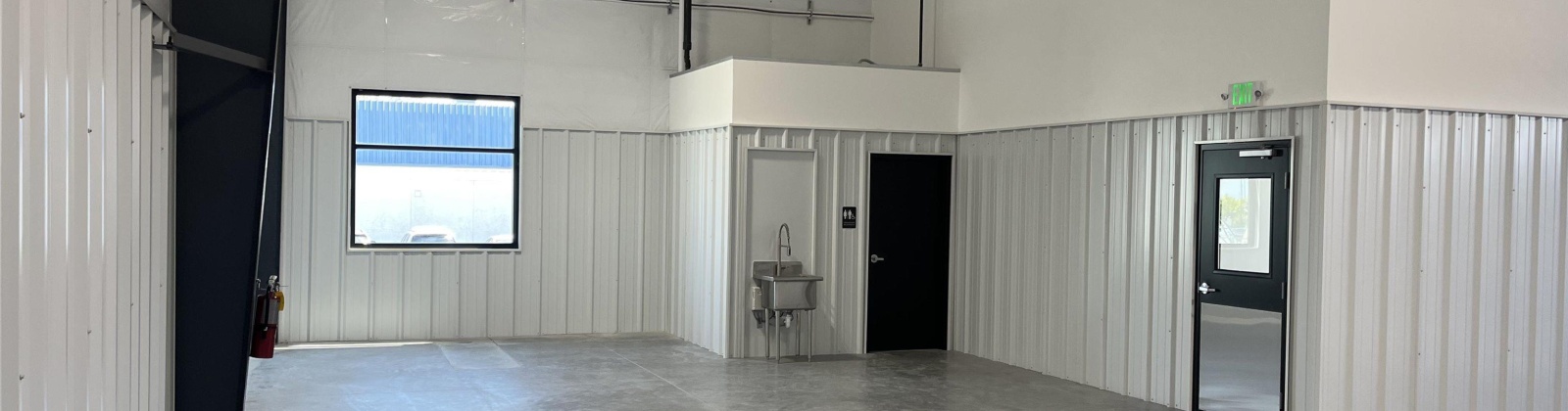 Hood Units 110, Kennewick, Washington 99336, ,31 BathroomsBathrooms,Commercial,For Sale,Hood Units 110,268809