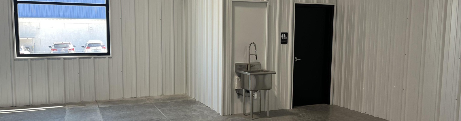 Hood Units 110, Kennewick, Washington 99336, ,31 BathroomsBathrooms,Commercial,For Sale,Hood Units 110,268809