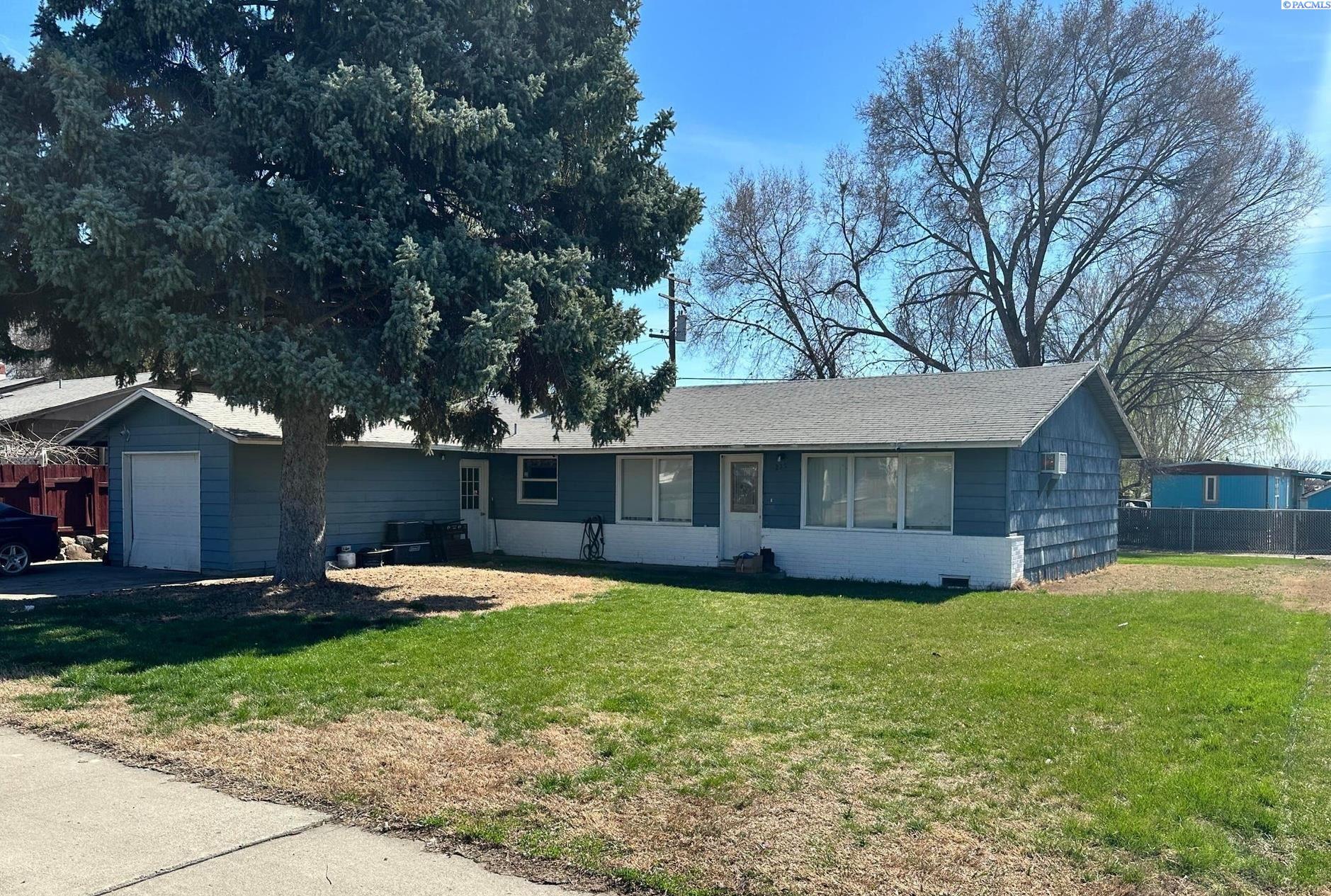 Nicolai Ave., Sunnyside, Washington 98944, 3 Bedrooms Bedrooms, 0 ,2 BathroomsBathrooms,Multi-family,For Sale,Nicolai Ave.,0,279347