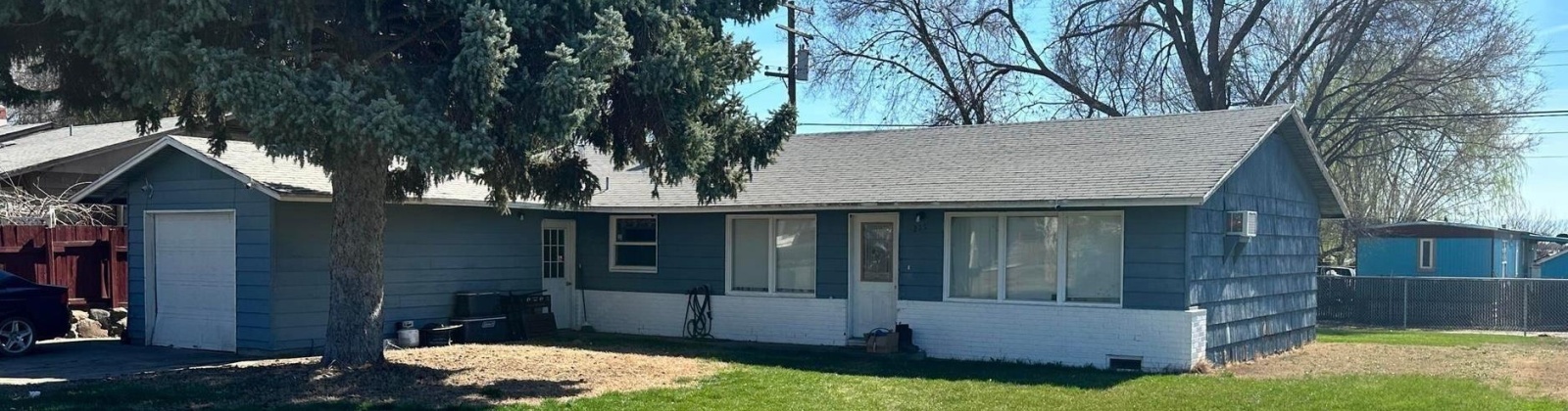Nicolai Ave., Sunnyside, Washington 98944, 3 Bedrooms Bedrooms, ,2 BathroomsBathrooms,Multi-family,For Sale,Nicolai Ave.,279347