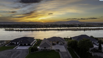 Alta Lane, Pasco, Washington 99301, 4 Bedrooms Bedrooms, ,3 BathroomsBathrooms,Site Built-owned Lot,For Sale,Alta Lane,279542