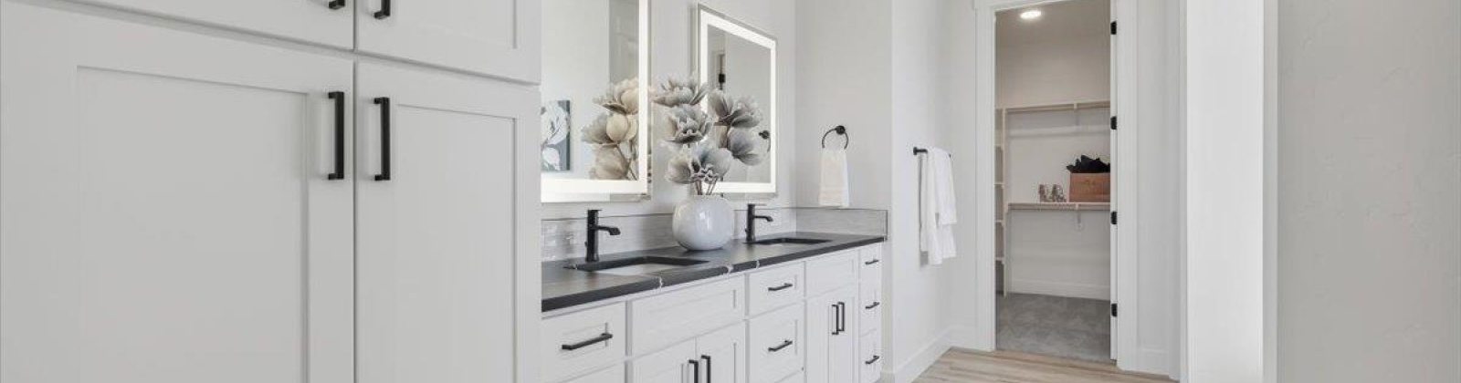 Union St, Kennewick, Washington 99337, 4 Bedrooms Bedrooms, 0 ,3 BathroomsBathrooms,Houses,For Sale,Union St,0,279579