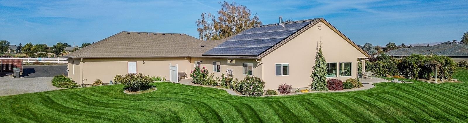 1366 Pr SW, Prosser, Washington 99350, 4 Bedrooms Bedrooms, ,3 BathroomsBathrooms,Site Built-owned Lot,For Sale,1366 Pr SW,279630