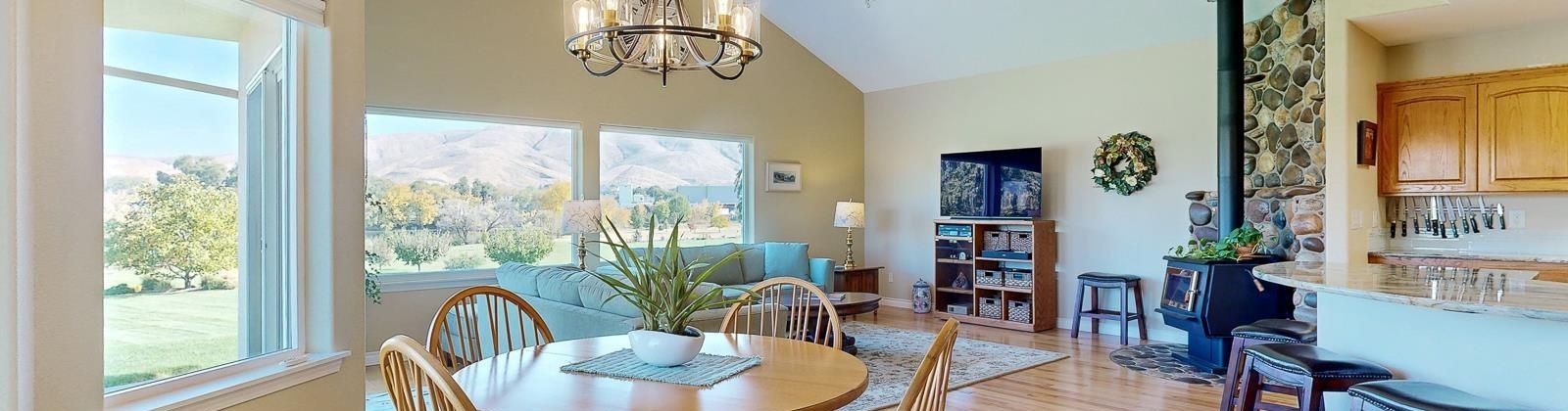 1366 Pr SW, Prosser, Washington 99350, 4 Bedrooms Bedrooms, ,3 BathroomsBathrooms,Site Built-owned Lot,For Sale,1366 Pr SW,279630
