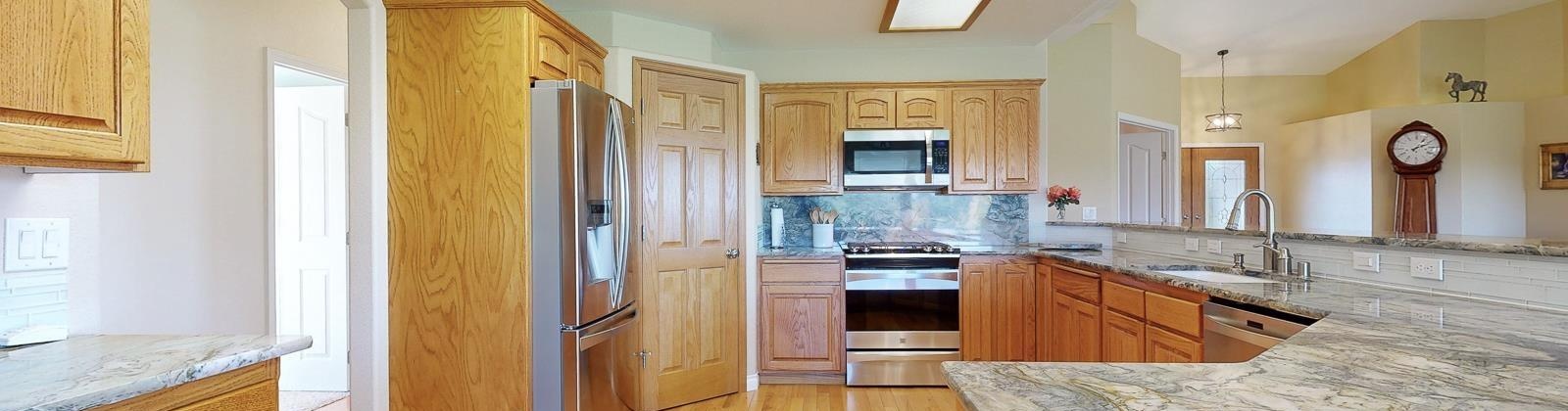 1366 Pr SW, Prosser, Washington 99350, 4 Bedrooms Bedrooms, ,3 BathroomsBathrooms,Site Built-owned Lot,For Sale,1366 Pr SW,279630
