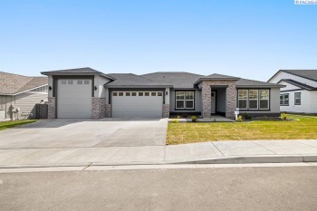 Ventus Street, Richland, Washington 99352, 4 Bedrooms Bedrooms, ,3 BathroomsBathrooms,Site Built-owned Lot,For Sale,Ventus Street,279236