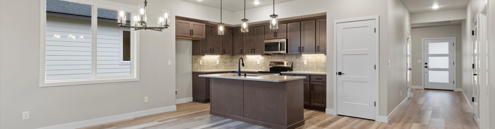 Morningside Parkway, Richland, Washington 99352, 3 Bedrooms Bedrooms, ,2 BathroomsBathrooms,Site Built-owned Lot,For Sale,Morningside Parkway,279874