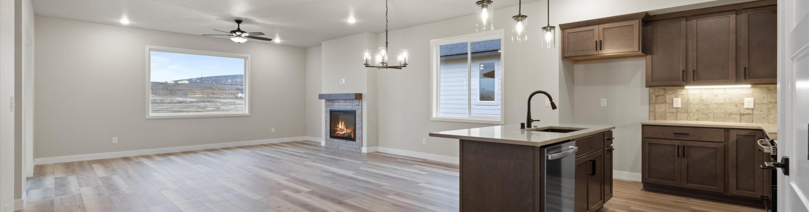 Morningside Parkway, Richland, Washington 99352, 3 Bedrooms Bedrooms, ,2 BathroomsBathrooms,Site Built-owned Lot,For Sale,Morningside Parkway,279874