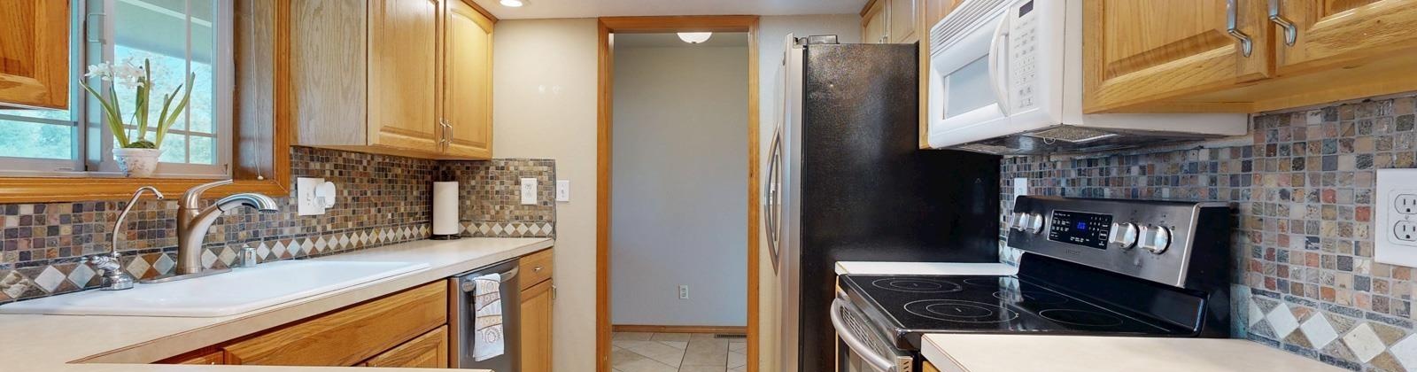 Reata Road, Kennewick, Washington 99338, 4 Bedrooms Bedrooms, ,3 BathroomsBathrooms,Site Built-owned Lot,For Sale,Reata Road,279944