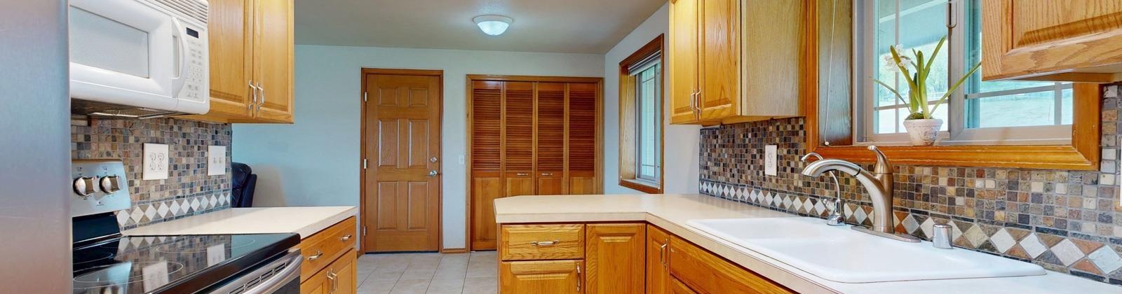Reata Road, Kennewick, Washington 99338, 4 Bedrooms Bedrooms, ,3 BathroomsBathrooms,Site Built-owned Lot,For Sale,Reata Road,279944