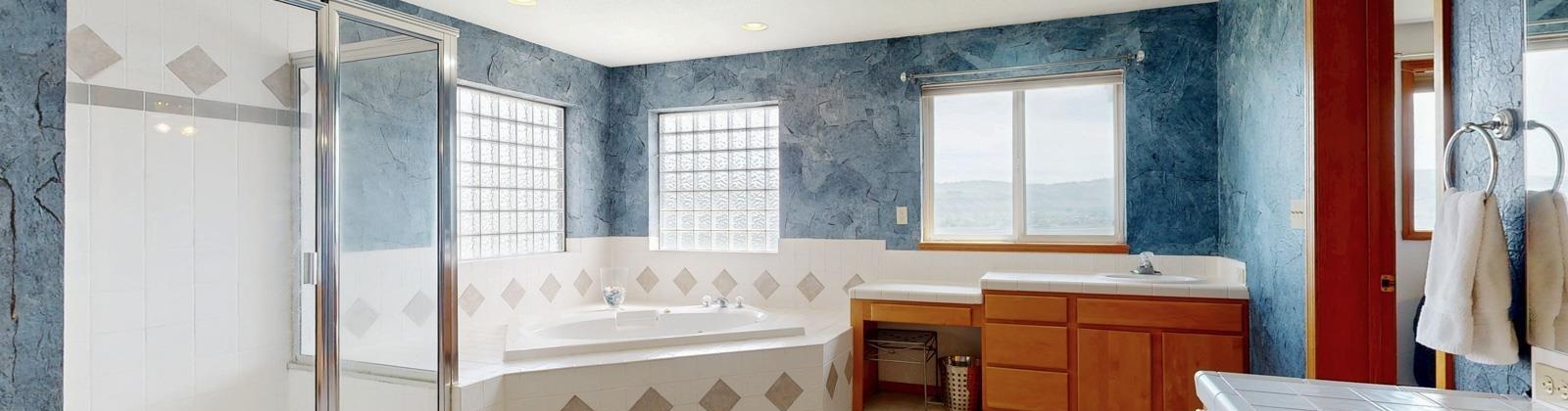 Reata Road, Kennewick, Washington 99338, 4 Bedrooms Bedrooms, ,3 BathroomsBathrooms,Site Built-owned Lot,For Sale,Reata Road,279944