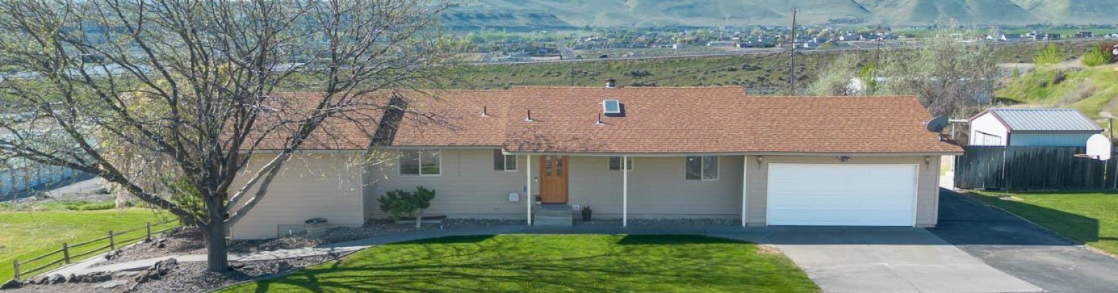 Reata Road, Kennewick, Washington 99338, 4 Bedrooms Bedrooms, ,3 BathroomsBathrooms,Site Built-owned Lot,For Sale,Reata Road,279944