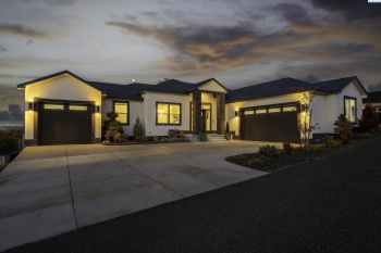Nicholas Lane, West Richland, Washington 99353, 5 Bedrooms Bedrooms, ,4 BathroomsBathrooms,Site Built-owned Lot,For Sale,Nicholas Lane,280043