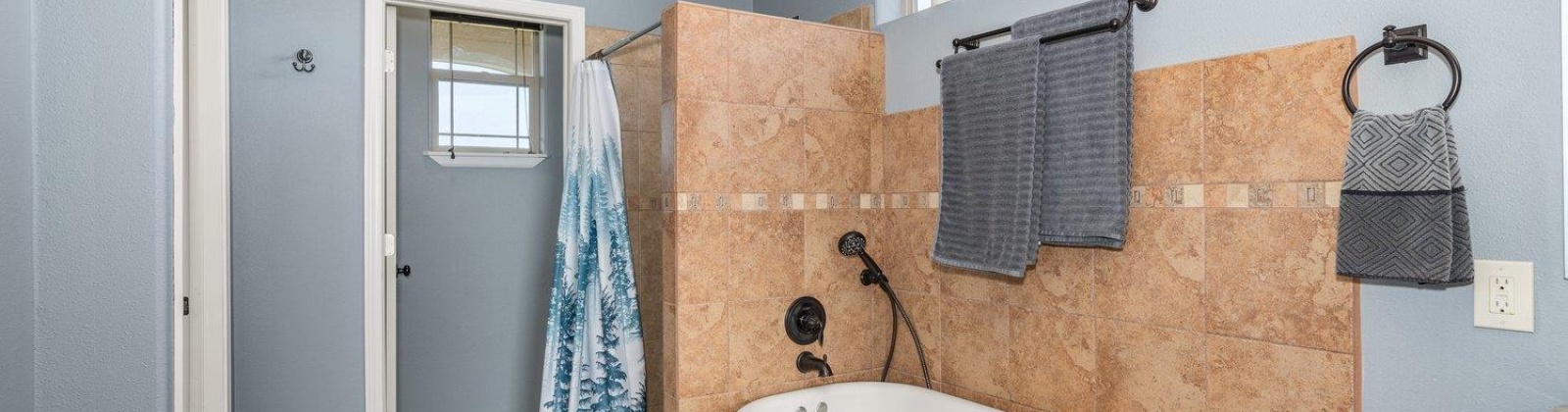Amity Ln, Clarkston, Washington 99403, 5 Bedrooms Bedrooms, ,4 BathroomsBathrooms,For Sale,Amity Ln,280105