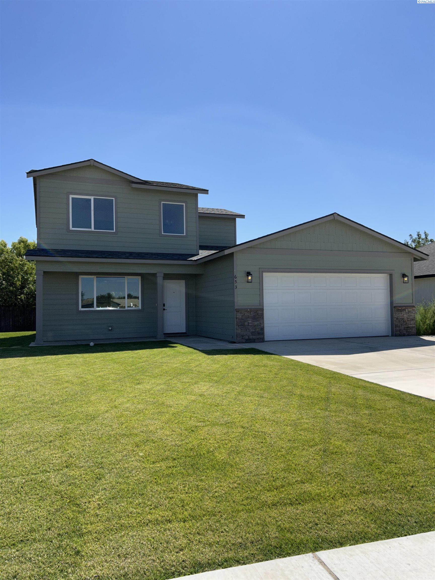Franklin St, Connell, Washington 99326, 4 Bedrooms Bedrooms, 0 ,3 BathroomsBathrooms,Houses,For Sale,Franklin St,0,280115