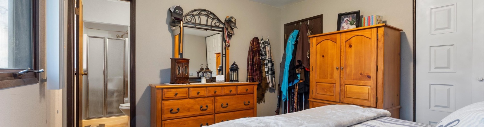 Scoon Rd, Sunnyside, Washington 98944, 4 Bedrooms Bedrooms, ,3 BathroomsBathrooms,Site Built-owned Lot,For Sale,Scoon Rd,280168