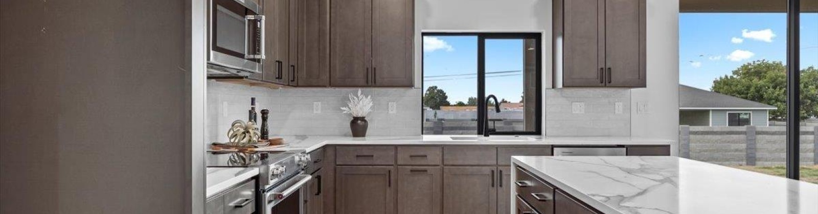 19th Ave, Kennewick, Washington 99337, 3 Bedrooms Bedrooms, 0 ,3 BathroomsBathrooms,Houses,For Sale,19th Ave,0,280162